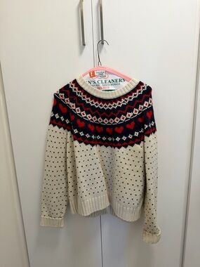 GAP Cream Sweater with Navy and Red Fair Isle Heart Yoke